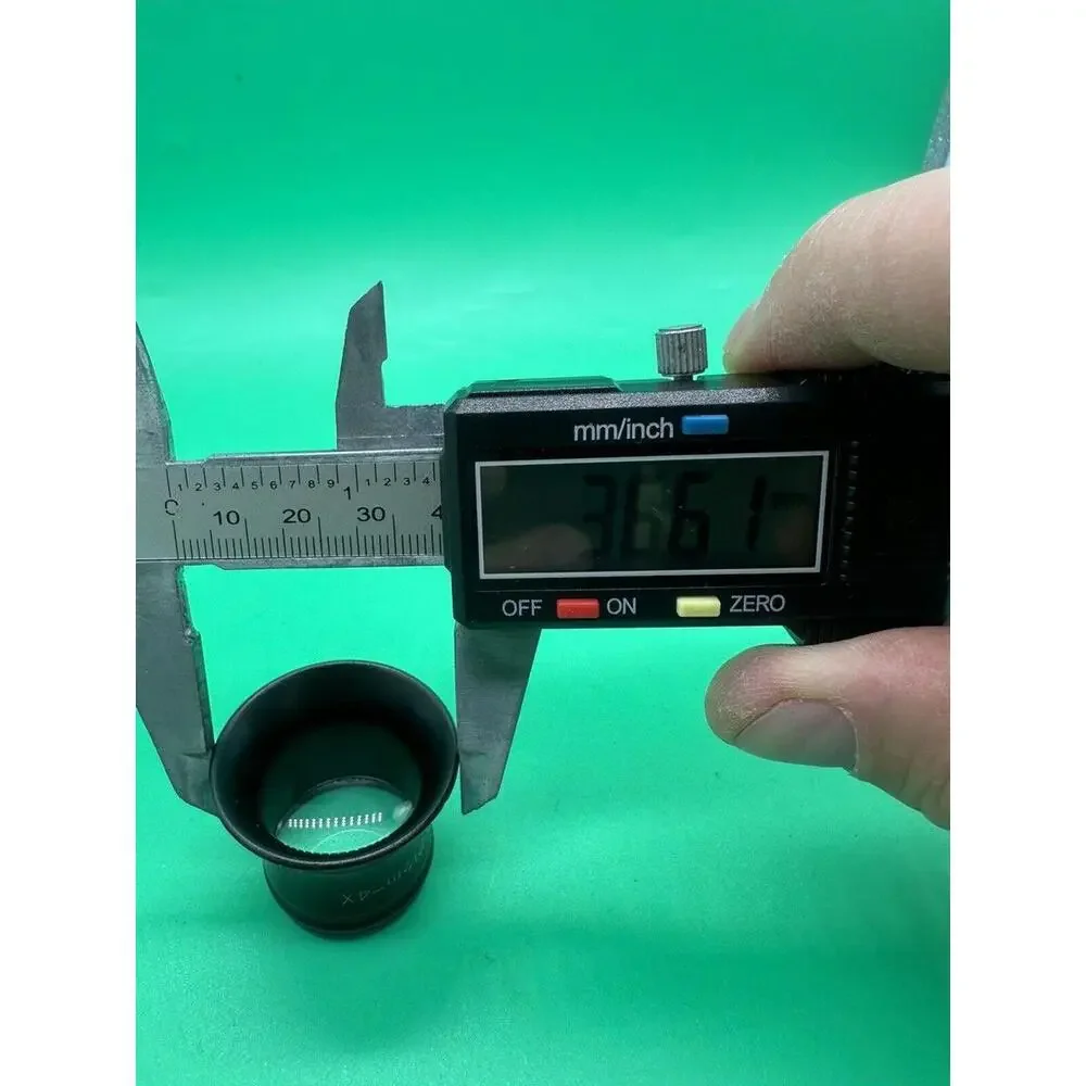 Vintage Plastik BAUSCH & LOMB OPTICAL LENS 2 1/2inch-4x